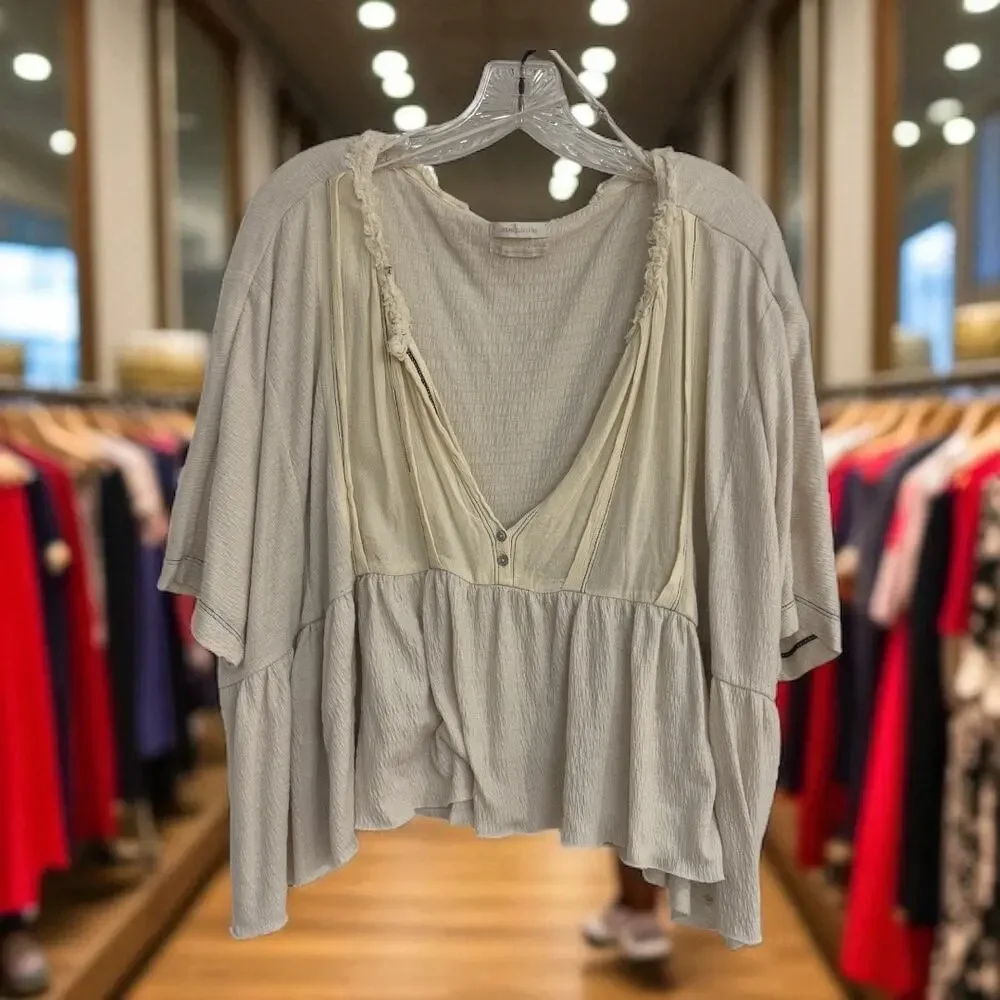 Urban Outfitters Cream Textured Boho Blouse • Size L - Picture 1 of 9
